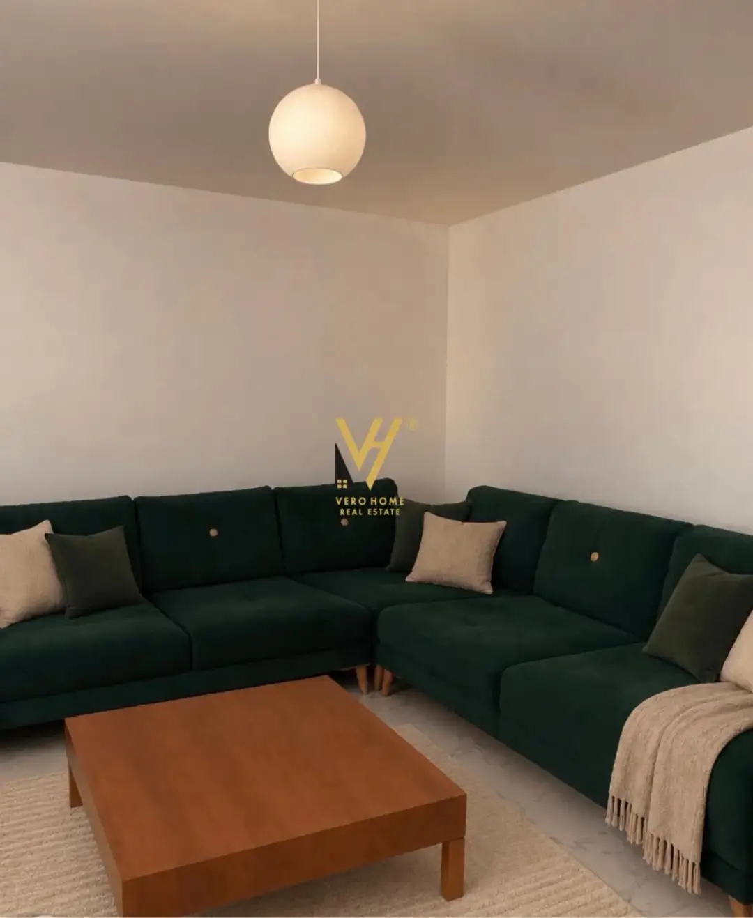Living room, 1+1 apartment for rent in Medreseja, Tirana, 68 m²