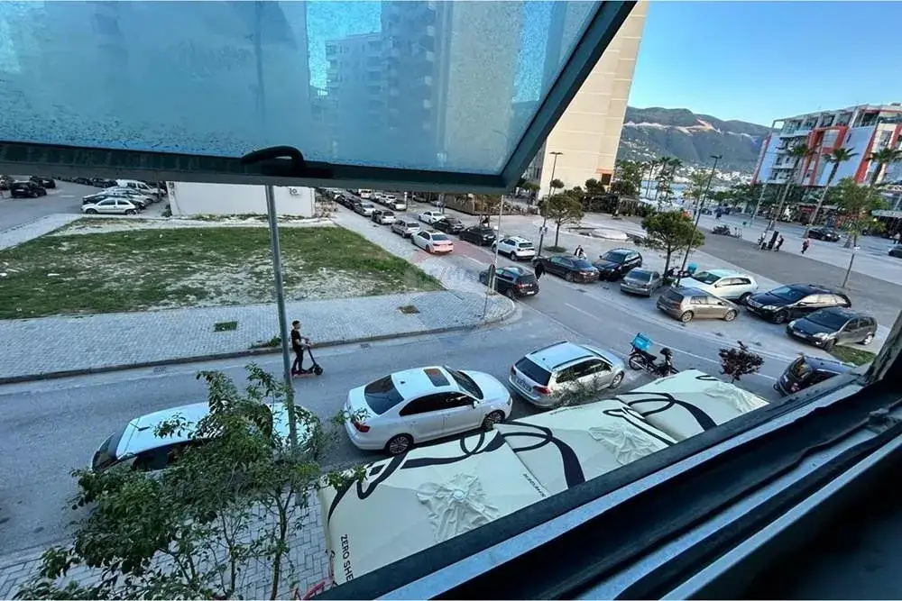 Parking, 40 m² office for rent in Skelë, Vlora