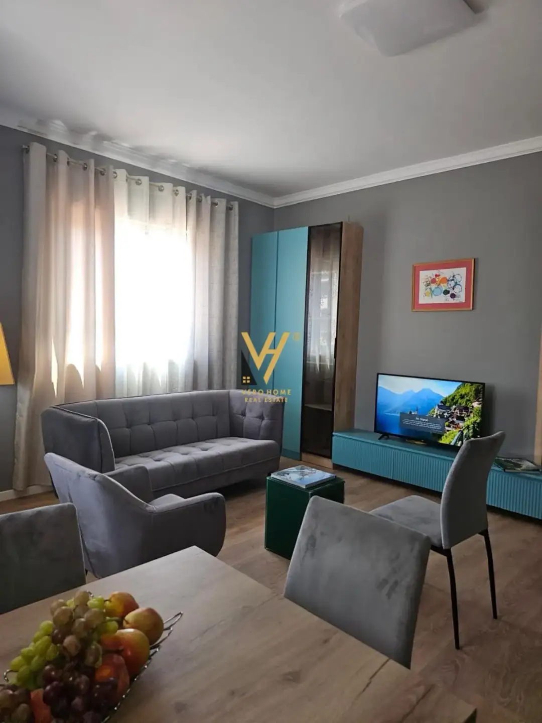 Soggiorno, appartamento 1+1 in affitto a Pazari i Ri, Tirana, 65 m²
