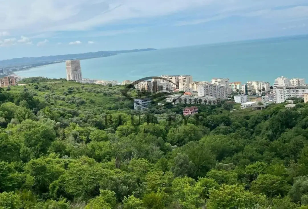 Pamja, tokë për zhvillim rezidencial 700 m² në shitje në Plazh, Durrës