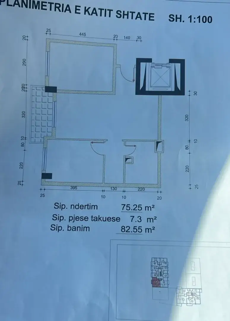 Salon, appartement 2+1 à vendre à Yzberisht, Tirana, 83 m²