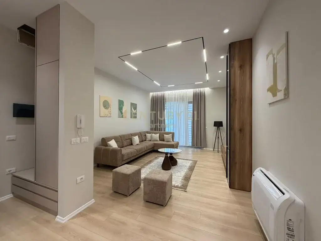 Wohnzimmer, Wohnung 3+2+2 zu vermieten in Sauk, Tirana, 285 m²