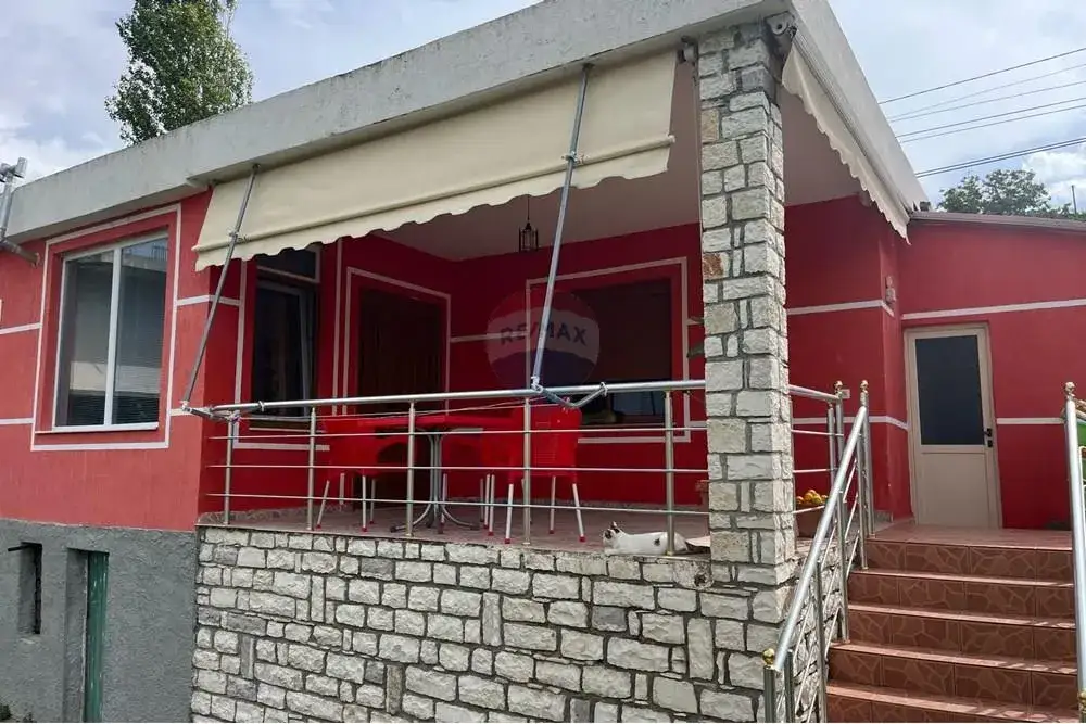 Wohnzimmer, Villa 2+1 zu verkaufen in Vlora, 300 m²
