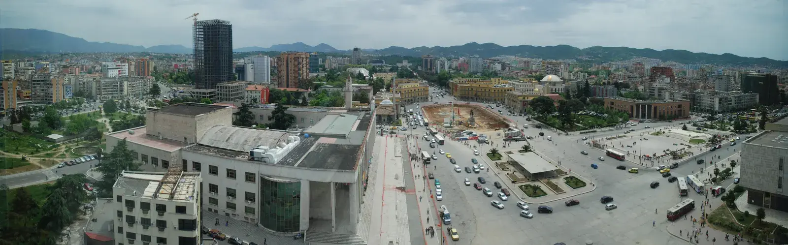 Tirana nga lart, pamje panoramike