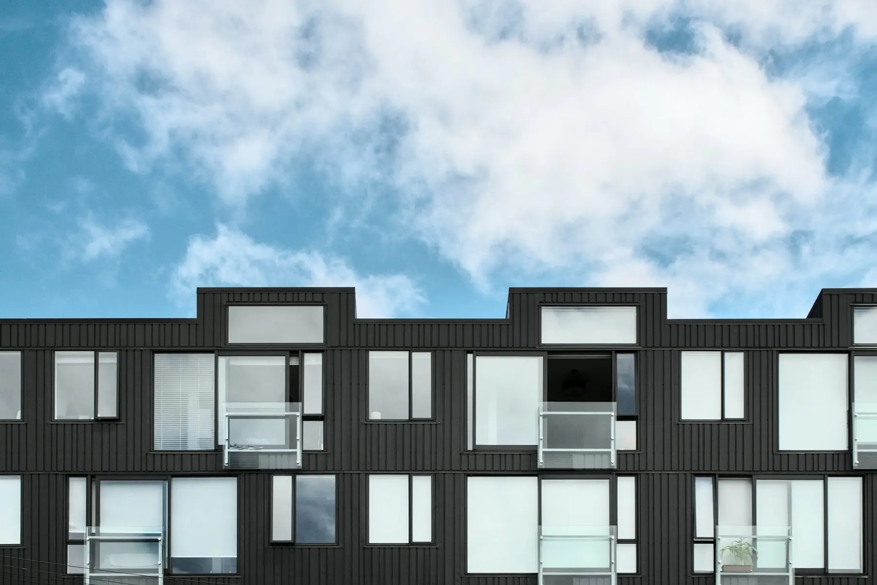 Edificio — Appartamento 2+1 ad Astir
