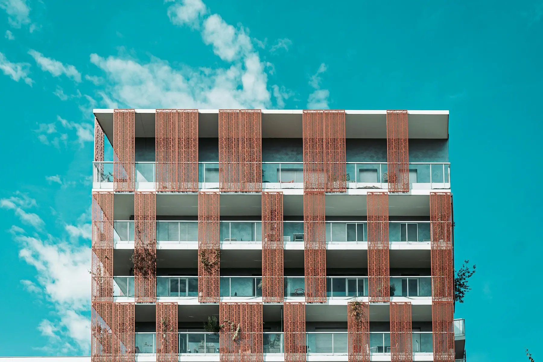 Edificio — Monolocale 1+0 ristrutturato a Pogradec