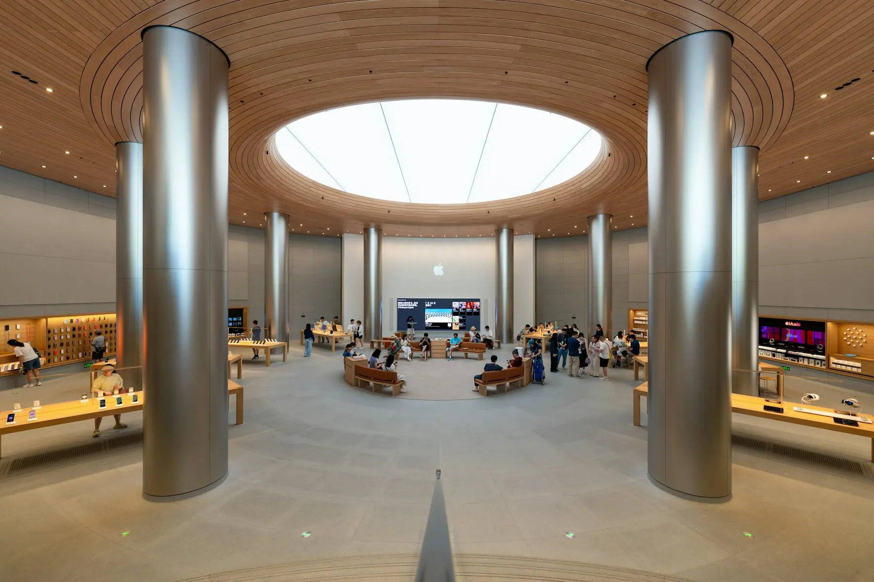 Interior — 128 m² Shop in Plazh