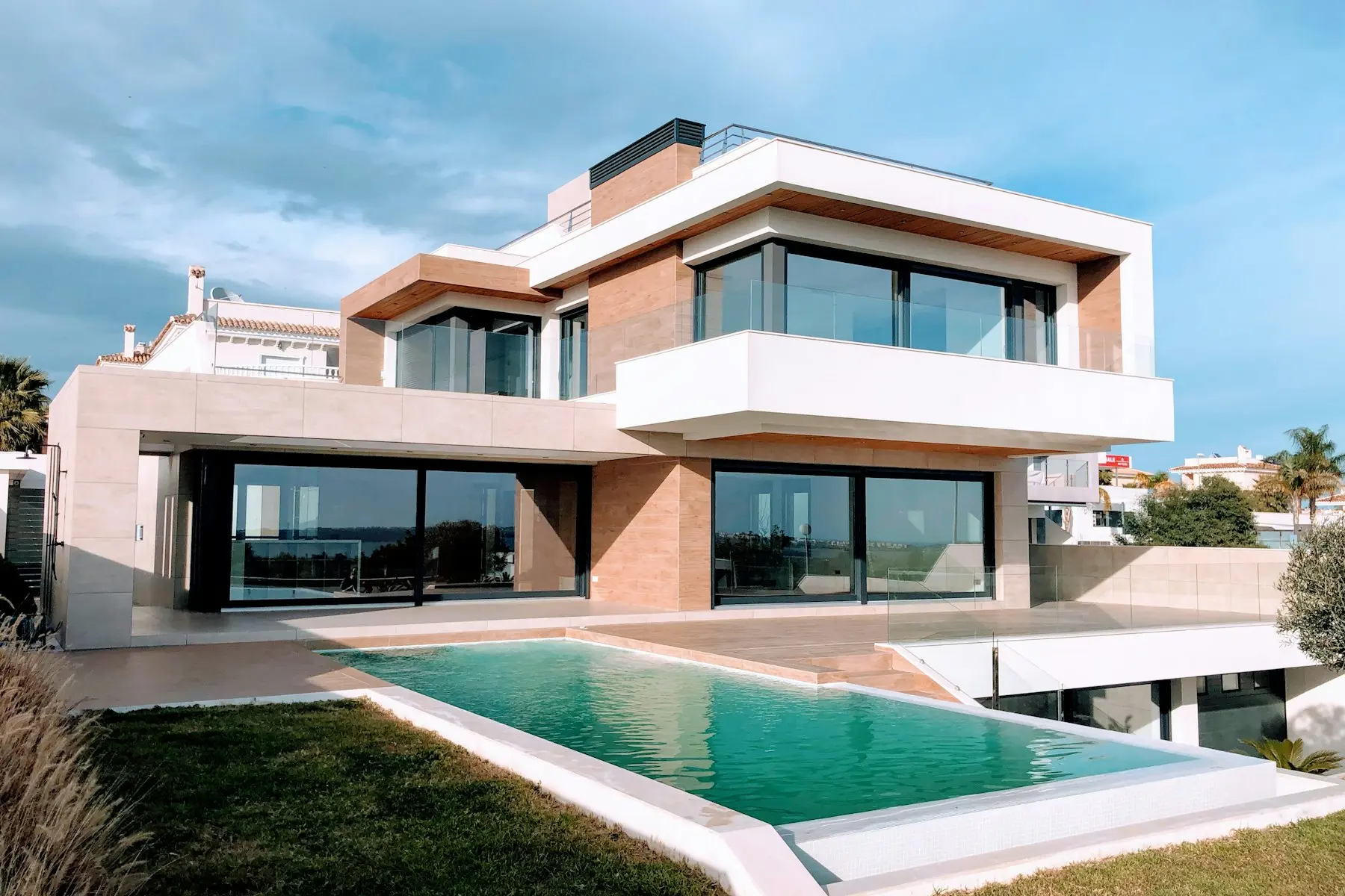Terrazzo — Villa 4+2 ristrutturata a Pazari i Ri