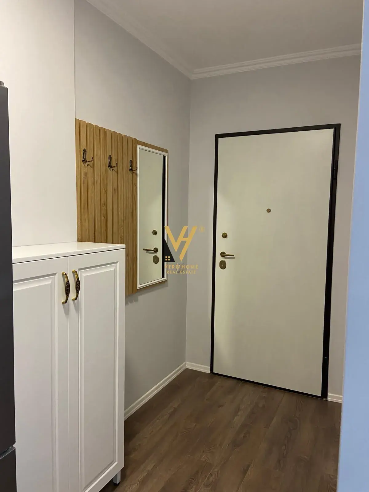 Banjo, apartament 2+1 me qira në Sauk, Tiranë