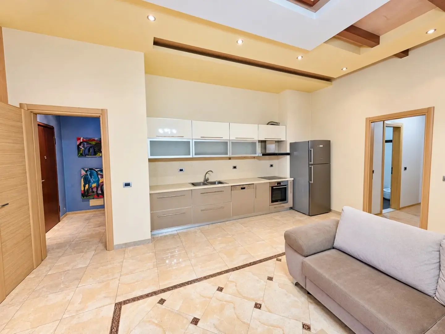 Dhoma e gjumit, apartament 2+1 me qira në Pazari i Ri, Tiranë