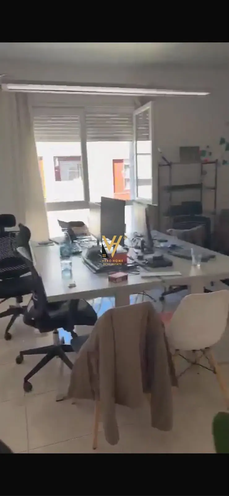 Εξωτερικό, γραφείο 125 m² προς ενοικίαση στην περιοχή Rruga e Kavajës, Τίρανα
