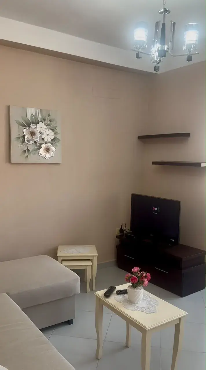 Banjo, apartament 2+1 me qira në Tiranë