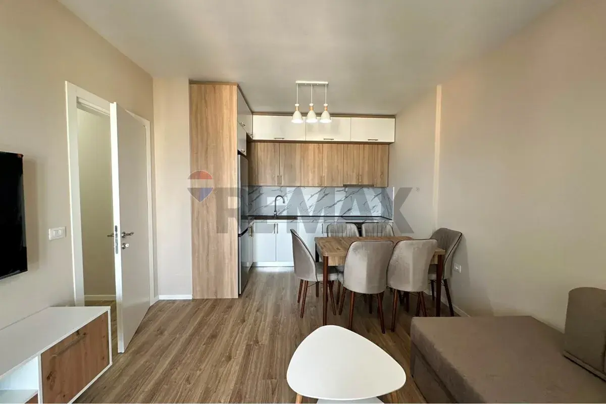 Wohnzimmer, Wohnung 2+1+2 zu vermieten in Laprakë, Tirana