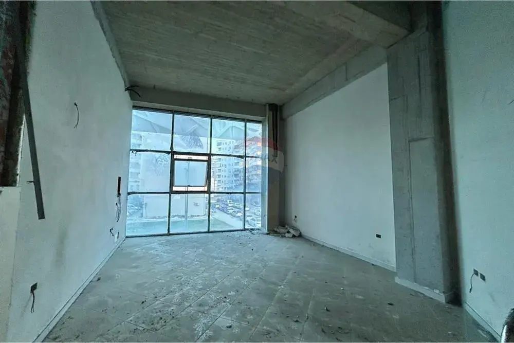 Innenansicht, Büro 40 m² zu vermieten in Skelë, Vlora