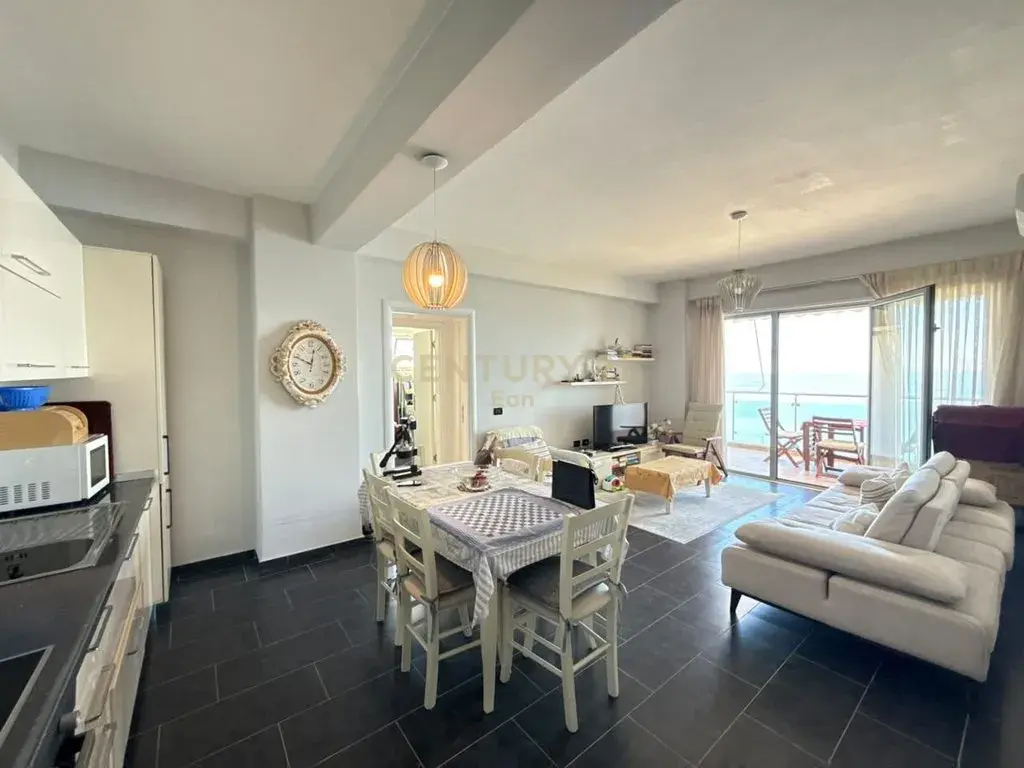 Brendësia, apartament 2+1 në shitje në Shkëmbi i Kavajës, Durrës