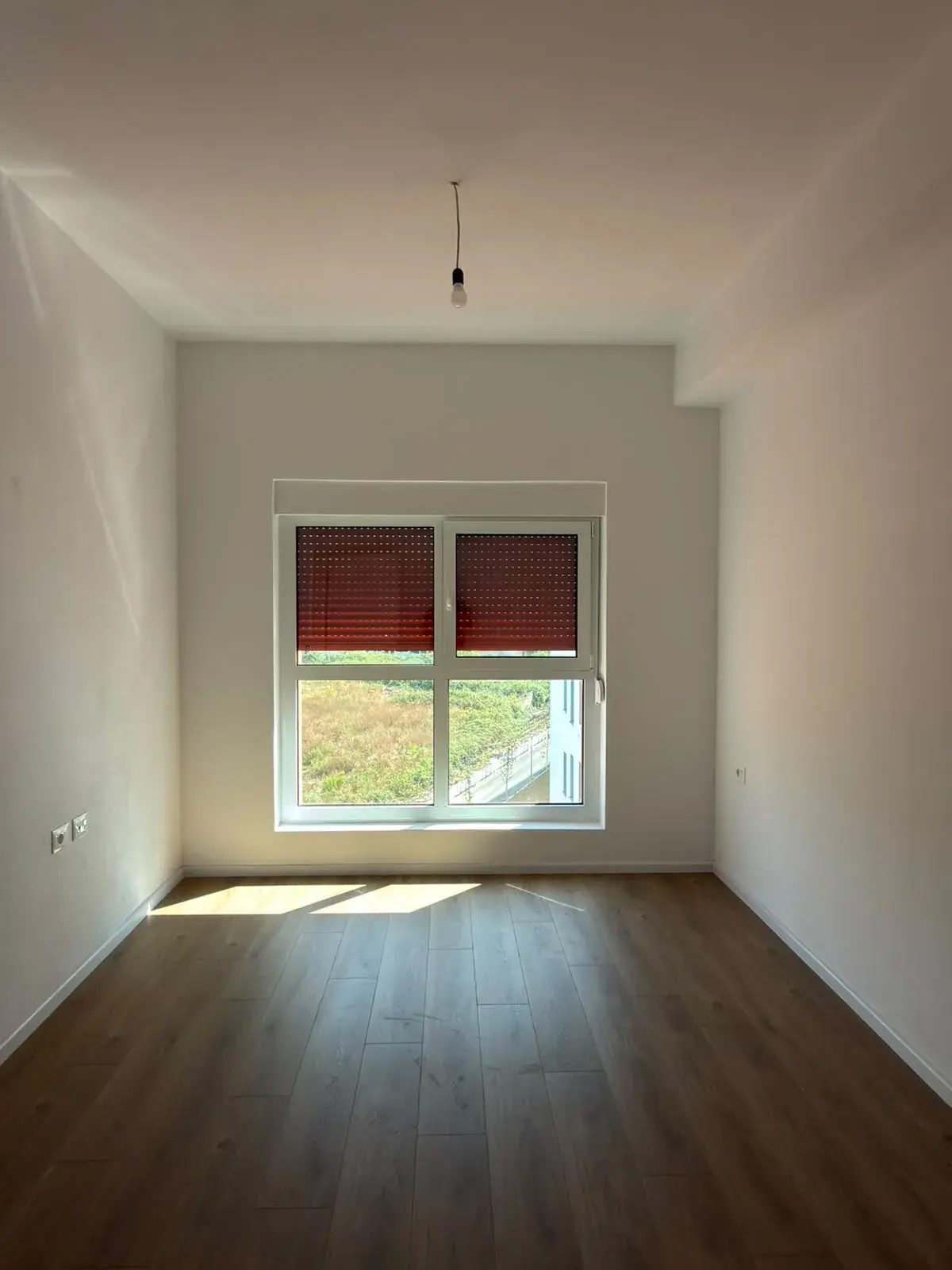 Intérieur, appartement 1+1 à vendre à Ali Demi, Tirana