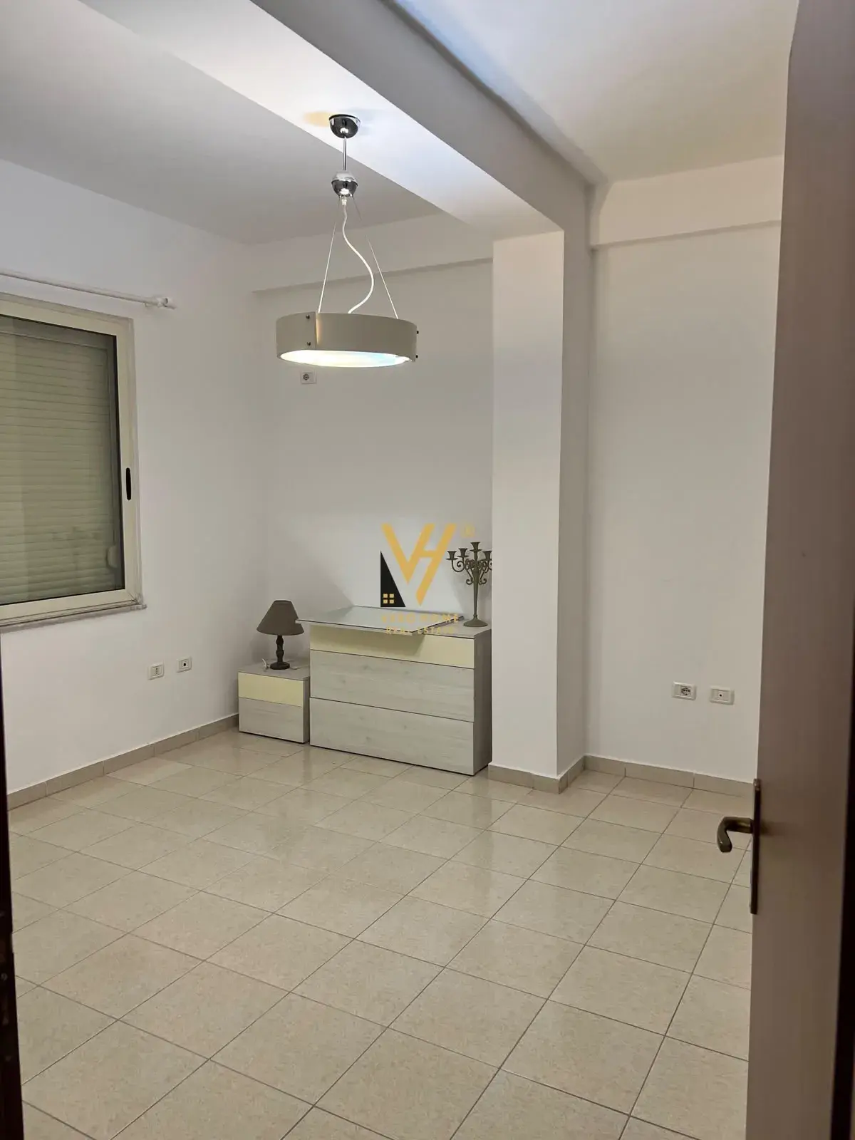 Balcon, appartement 2+2+2 à vendre à Fresku, Tirana