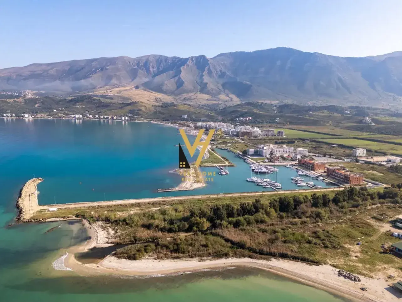 Parcela, tokë tjetër 3,750 m² në shitje në Vlorë