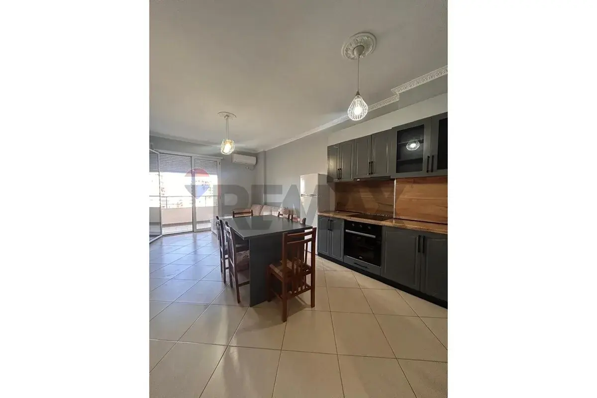 Küche, Wohnung 2+1 zu vermieten in Vlora