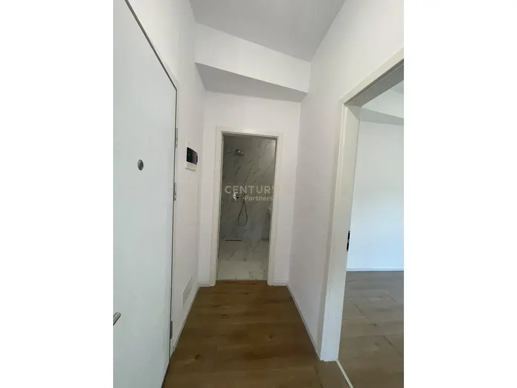 Innenansicht, Wohnung 2+1 zu verkaufen in Ali Demi, Tirana