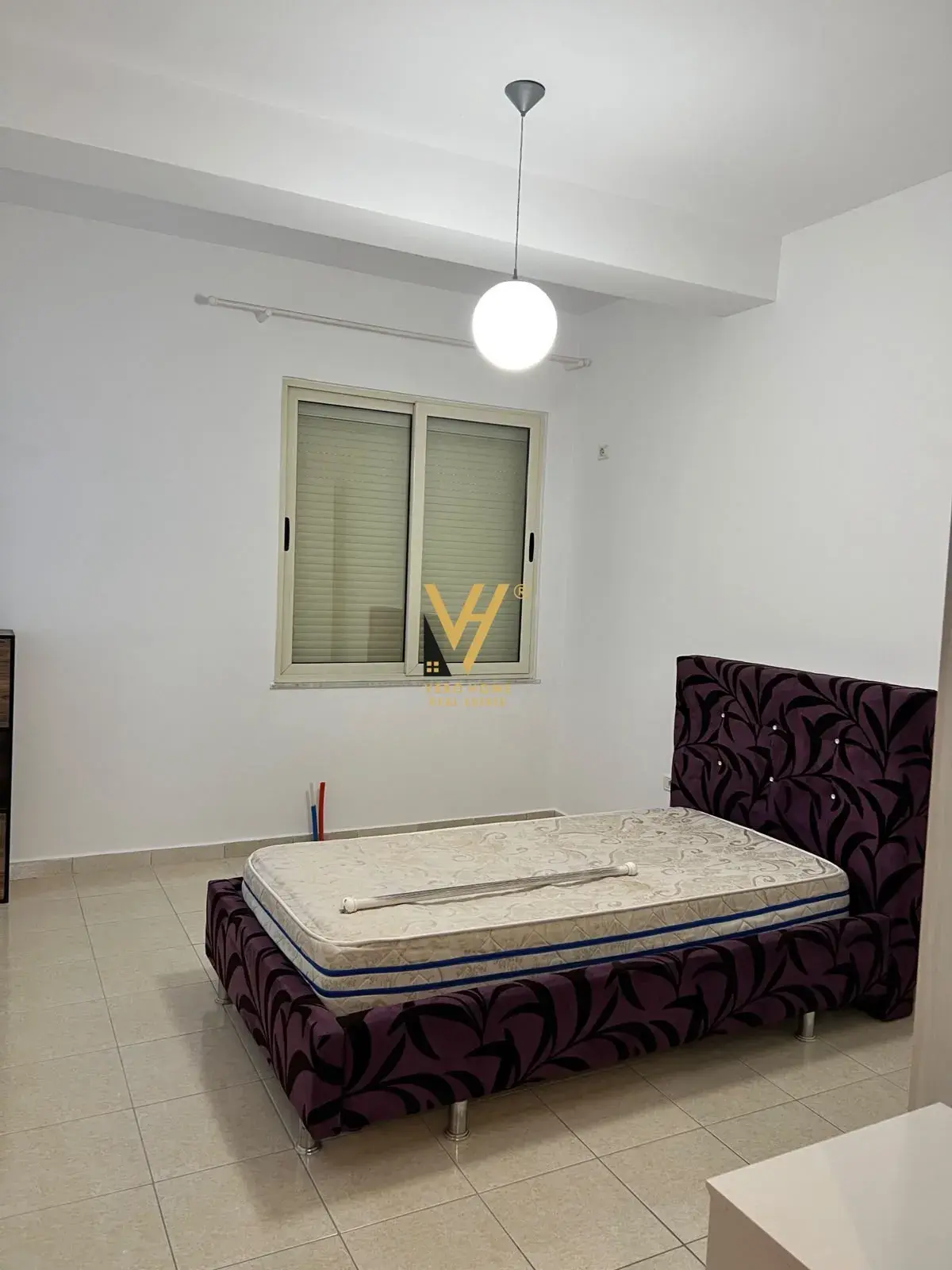 Chambre, appartement 2+2+2 à vendre à Fresku, Tirana