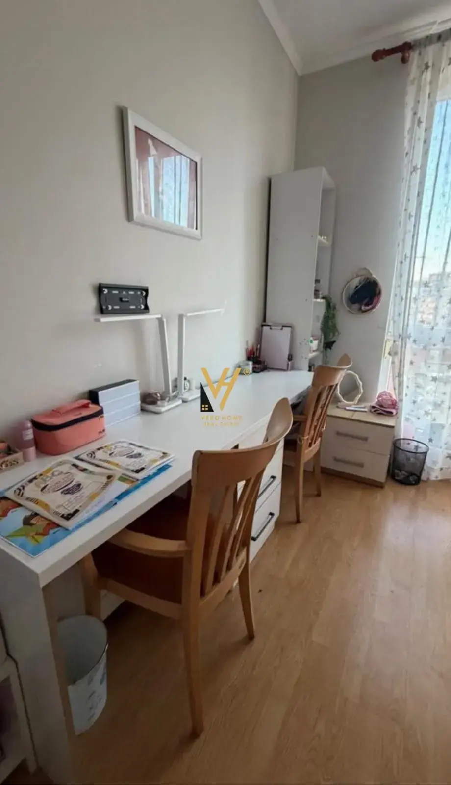 Chambre, appartement 2+2+2 à louer à 21 Dhjetori, Tirana