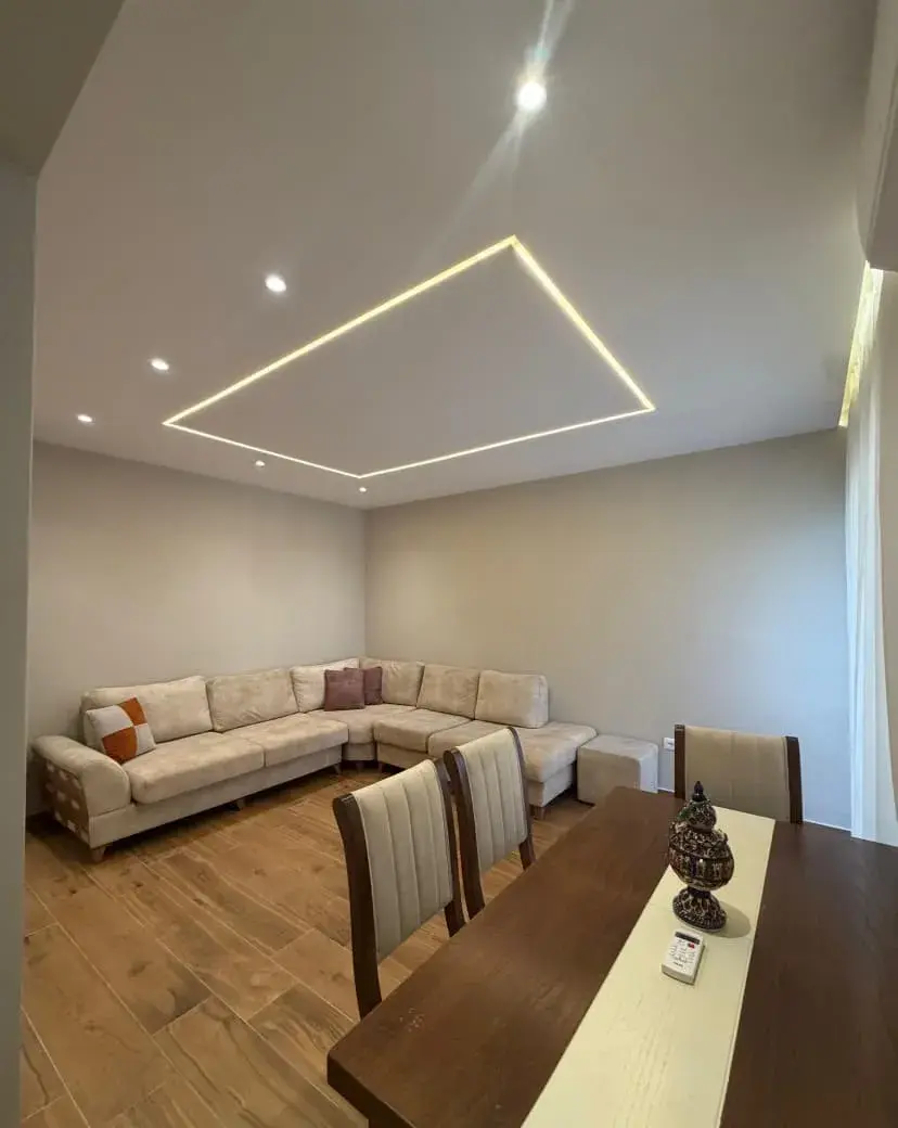 Wohnzimmer, Wohnung 3+1 zu vermieten in Medreseja, Tirana