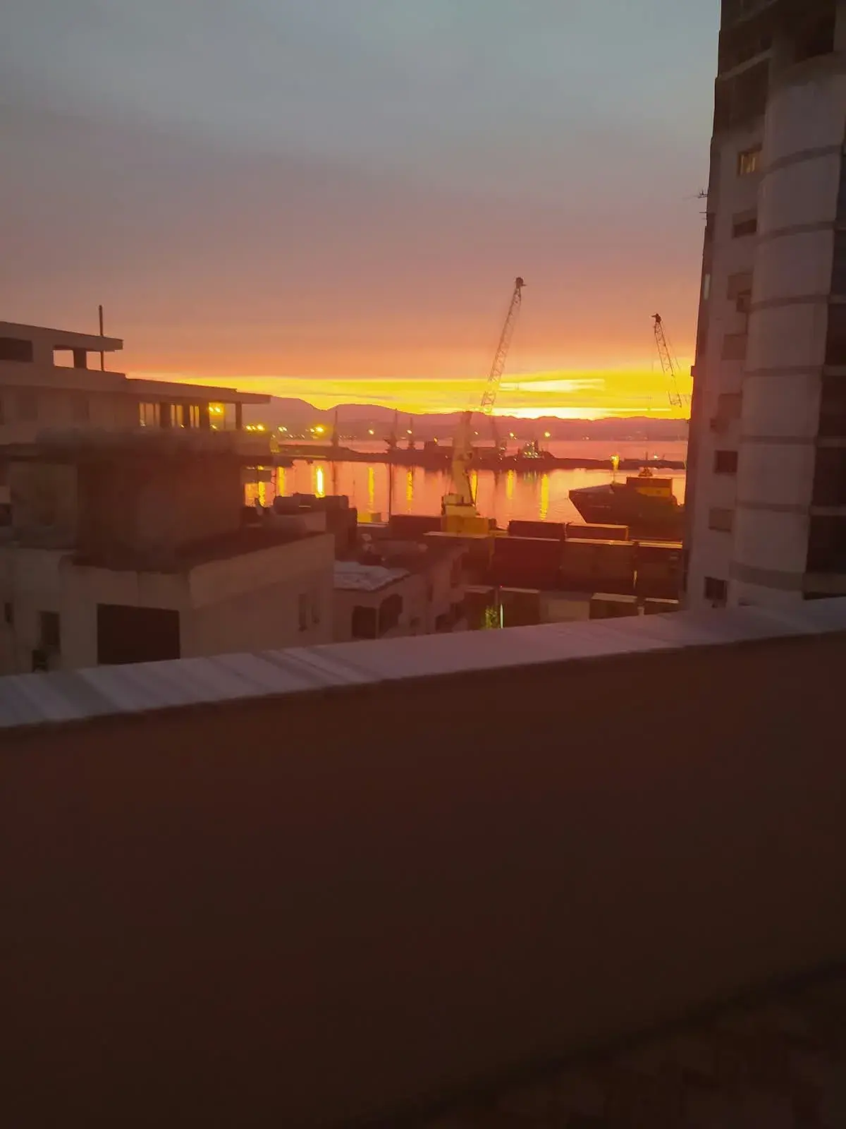 Balcon, appartement 3+1 à vendre à Currila, Durrës
