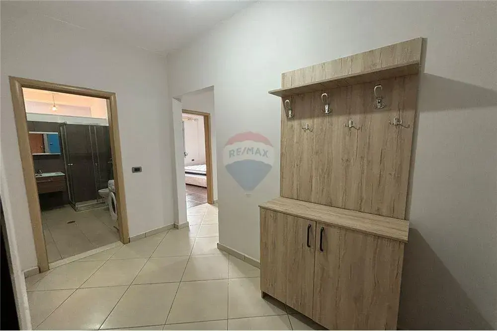Soggiorno, appartamento 2+1 in affitto a Skelë, Valona