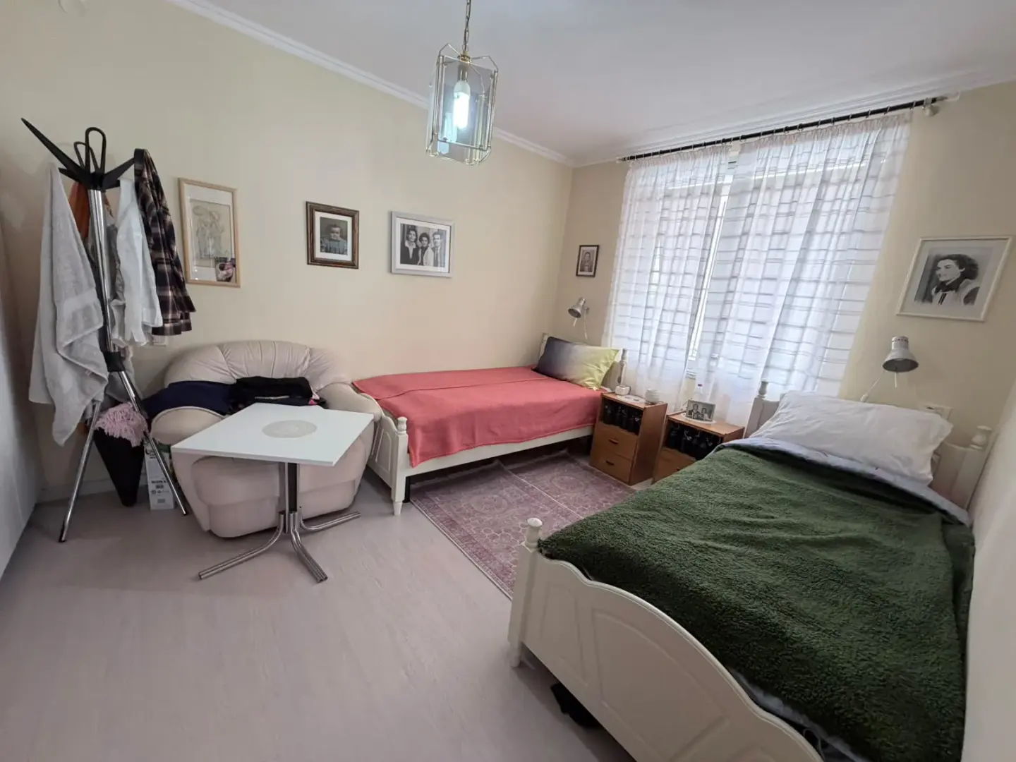 Camera da letto, appartamento 2+1+2 in affitto a Garda, Tirana