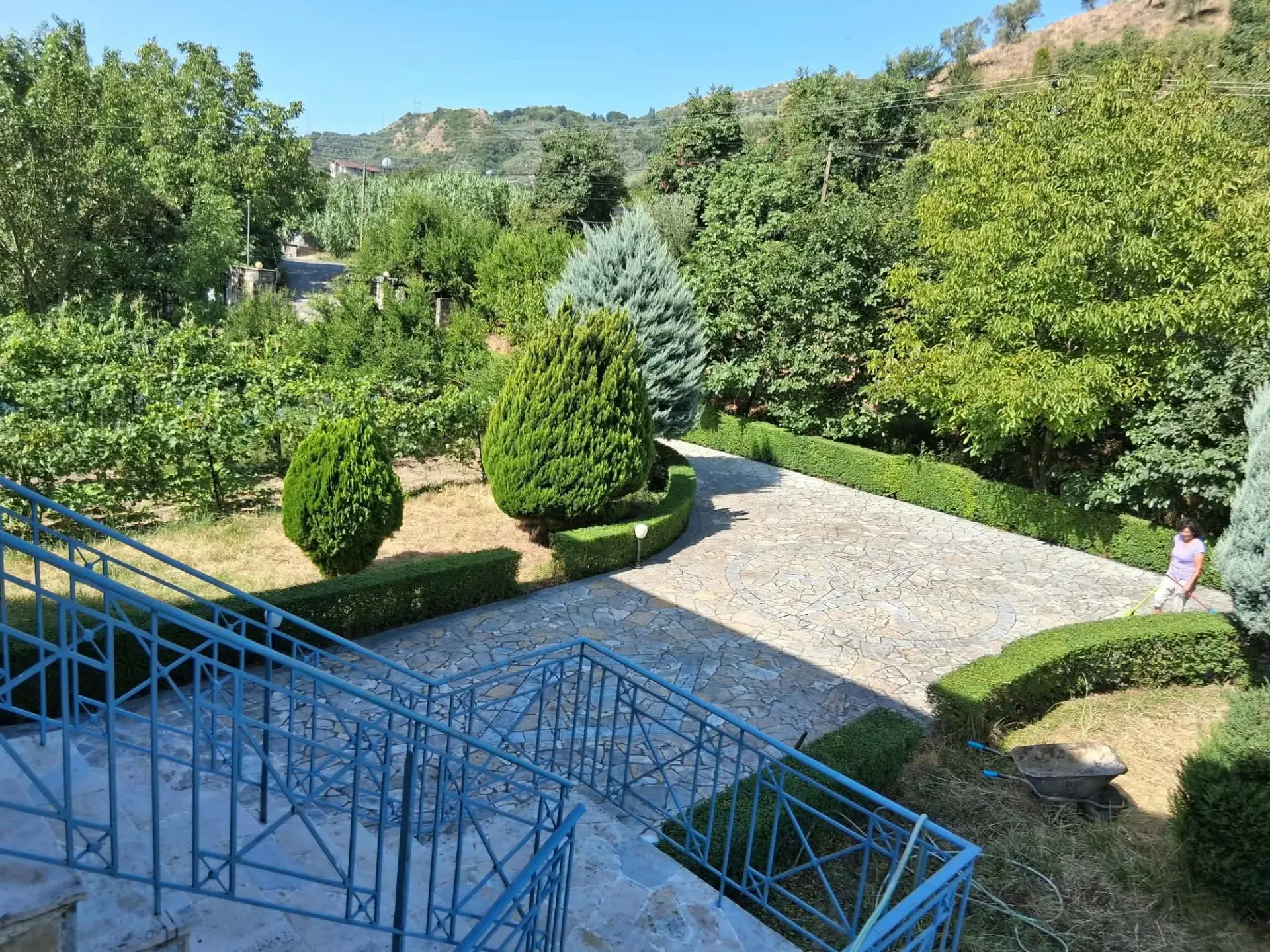 Esterno, casa indipendente 4+2 in vendita a Elbasan