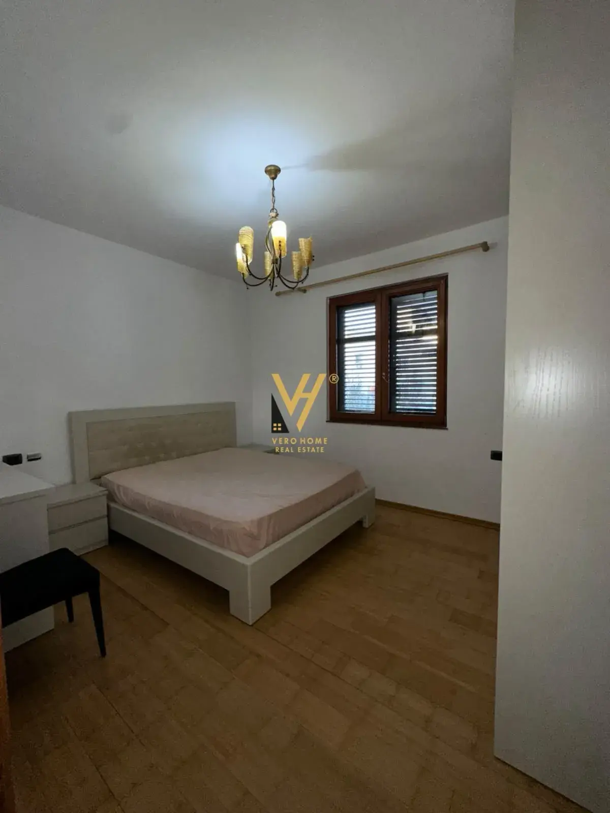 Bathroom, 3+2+2 apartment for rent in Liqeni i Thatë, Tirana