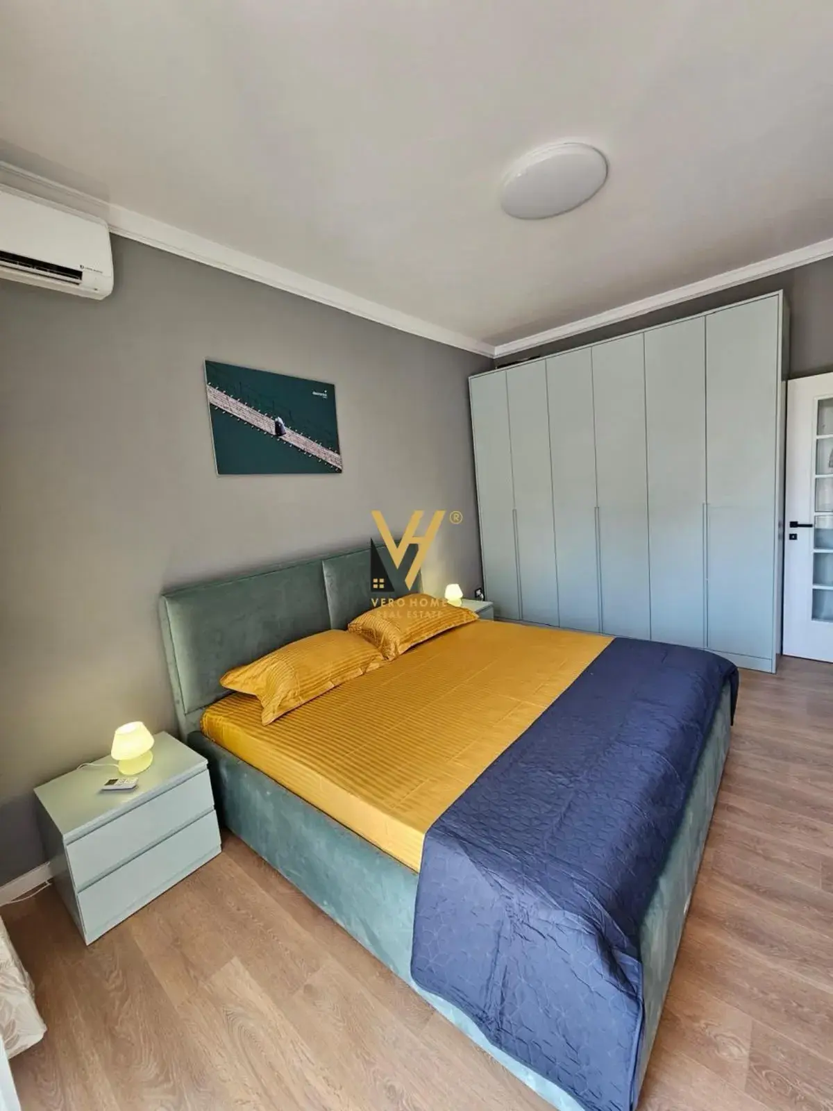 Schlafzimmer, Wohnung 1+1 zu vermieten in Pazari i Ri, Tirana