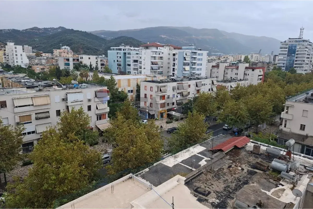 Εσωτερικό, διαμέρισμα 1+1 προς πώληση στην Αυλώνα