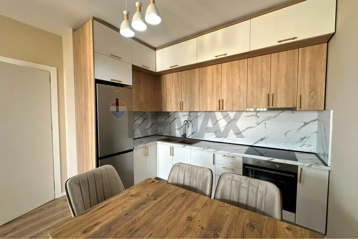 Küche, Wohnung 2+1+2 zu vermieten in Laprakë, Tirana