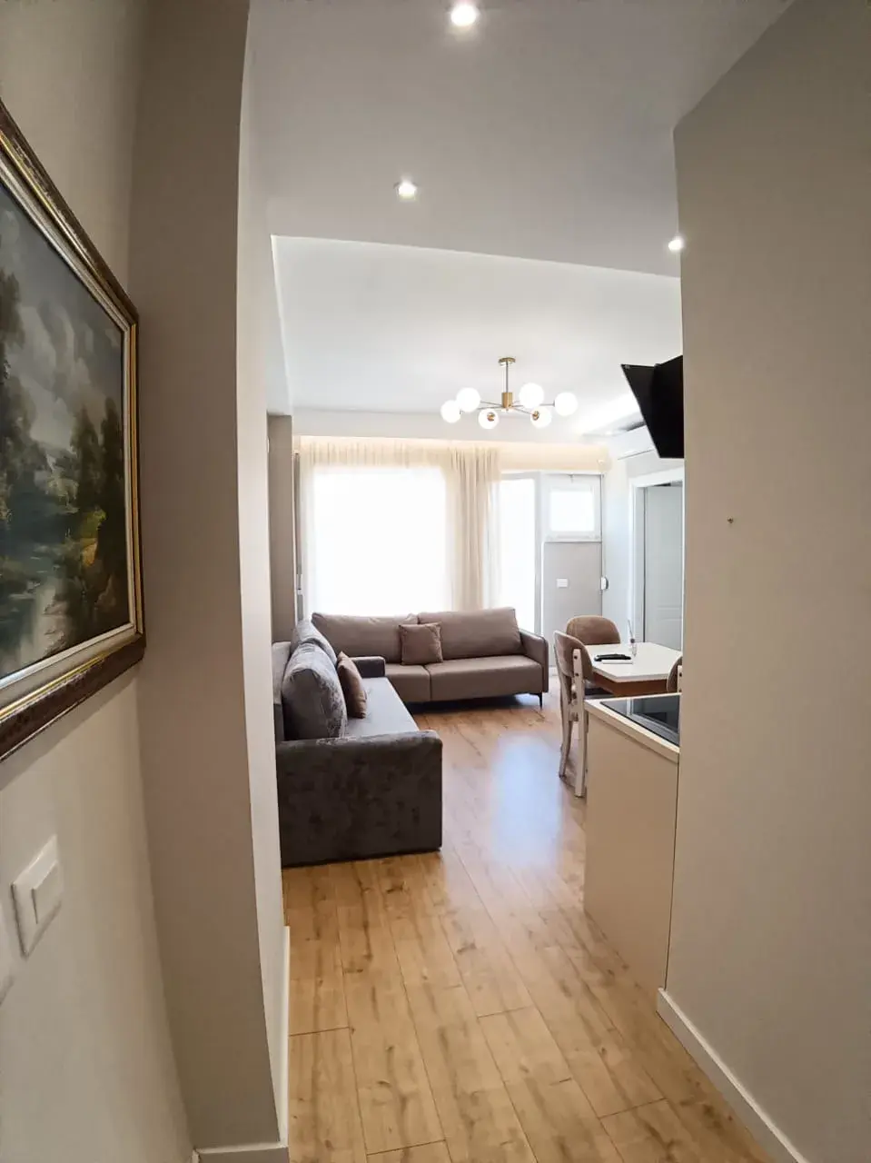 Schlafzimmer, Wohnung 1+1 zu vermieten in Tregu Elektrik, Tirana