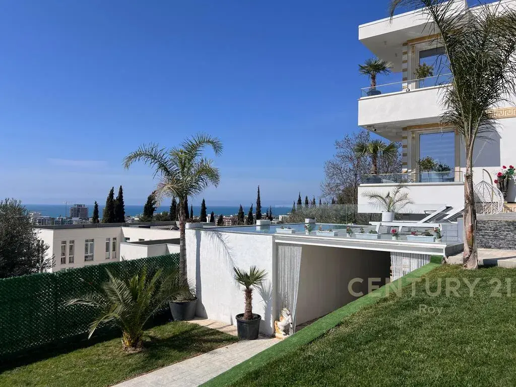 Extérieur, villa 4+1 à vendre à Golem