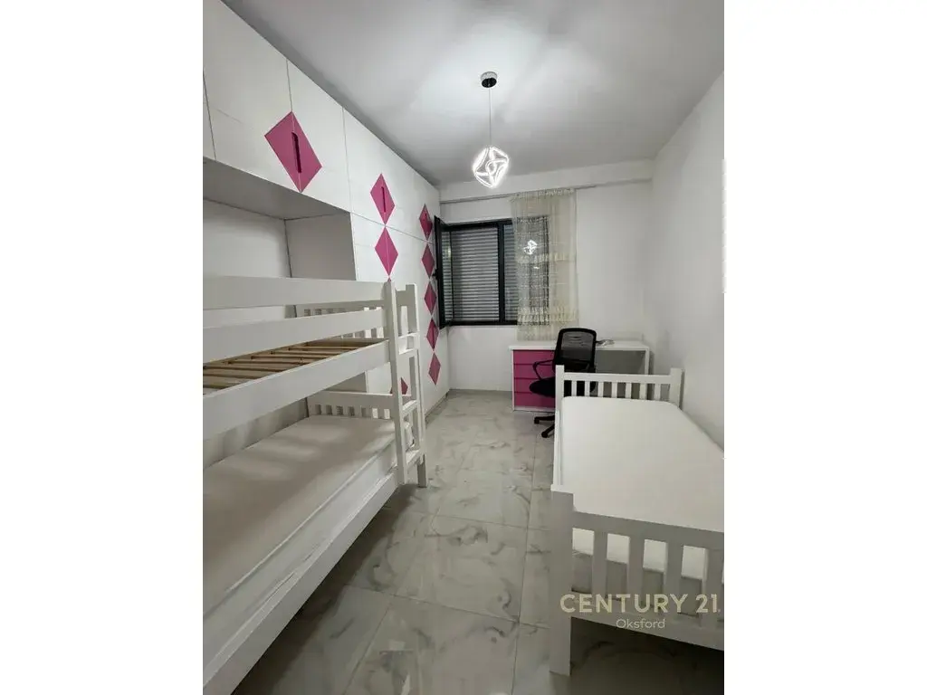 Intérieur, appartement 2+1 à louer à Fresku, Tirana