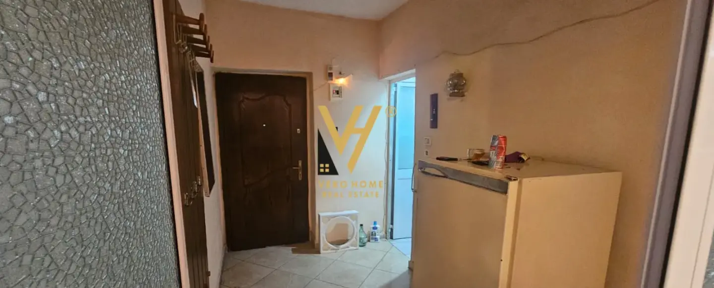 Interni, appartamento 2+1 in vendita a 21 Dhjetori, Tirana