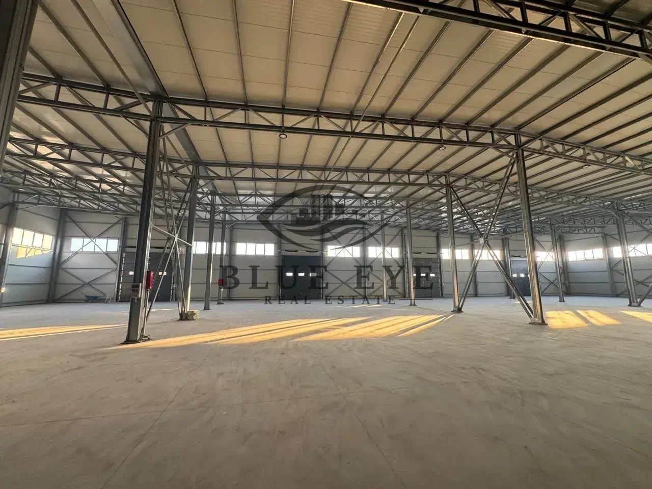 Innenansicht, Lagerhalle 1.868 m² zu vermieten in Spitallë, Durrës