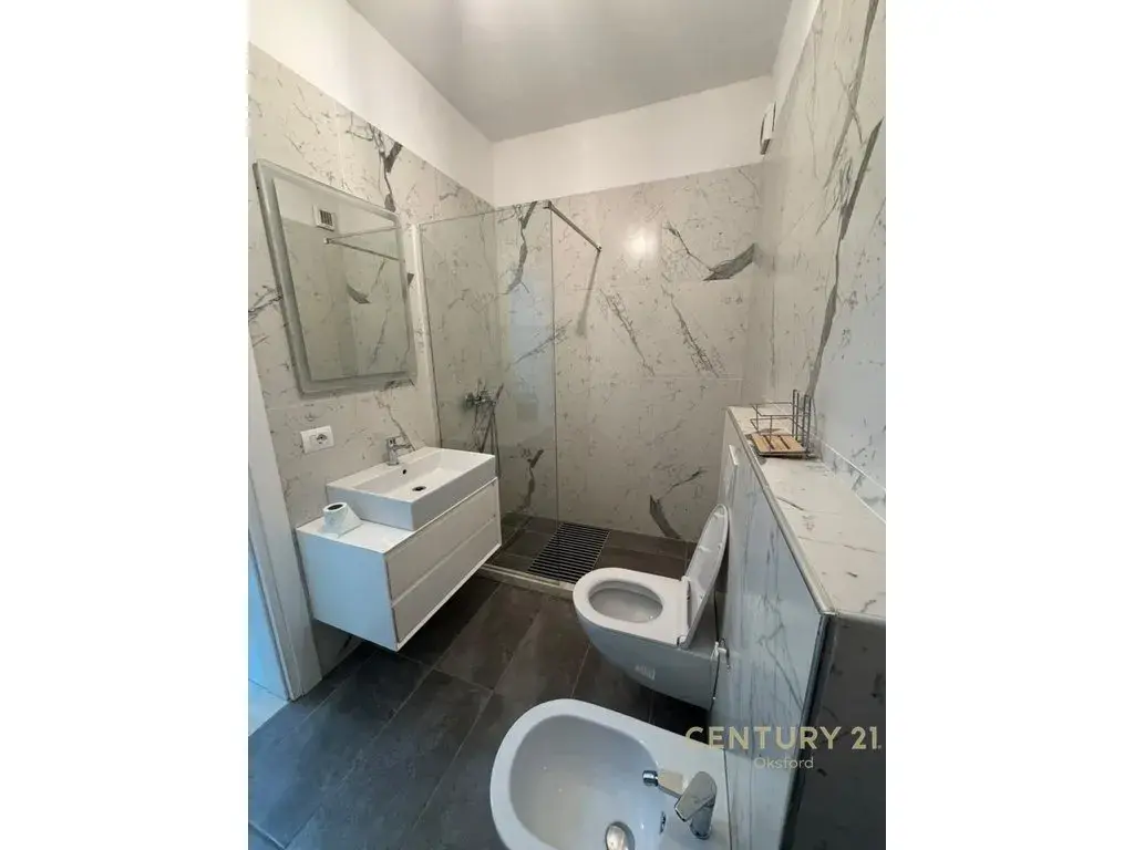 Intérieur, appartement 2+1 à louer à Fresku, Tirana