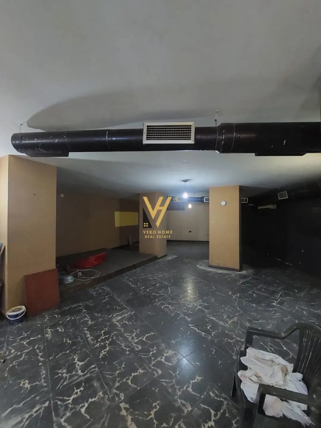 Εξωτερικό, αποθήκη 113 m² προς πώληση στην περιοχή Ali Demi, Τίρανα