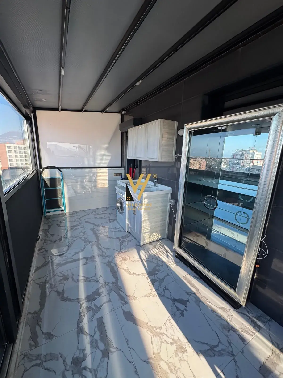 Innenansicht, Wohnung 1+1 zu vermieten in Tirana
