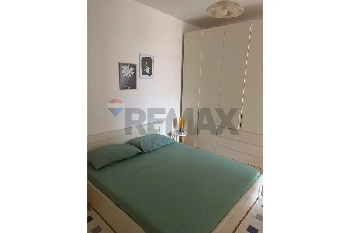 Schlafzimmer, Wohnung 2+1 zu vermieten in Rruga e Kavajës, Tirana