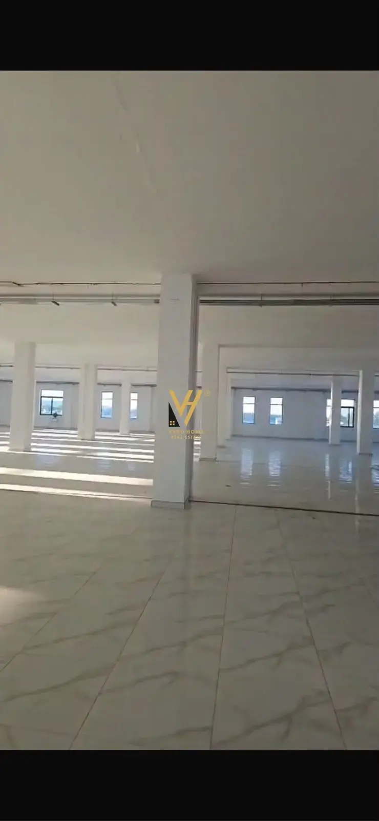 Außenansicht, Büro 3.400 m² zu vermieten in Kruja