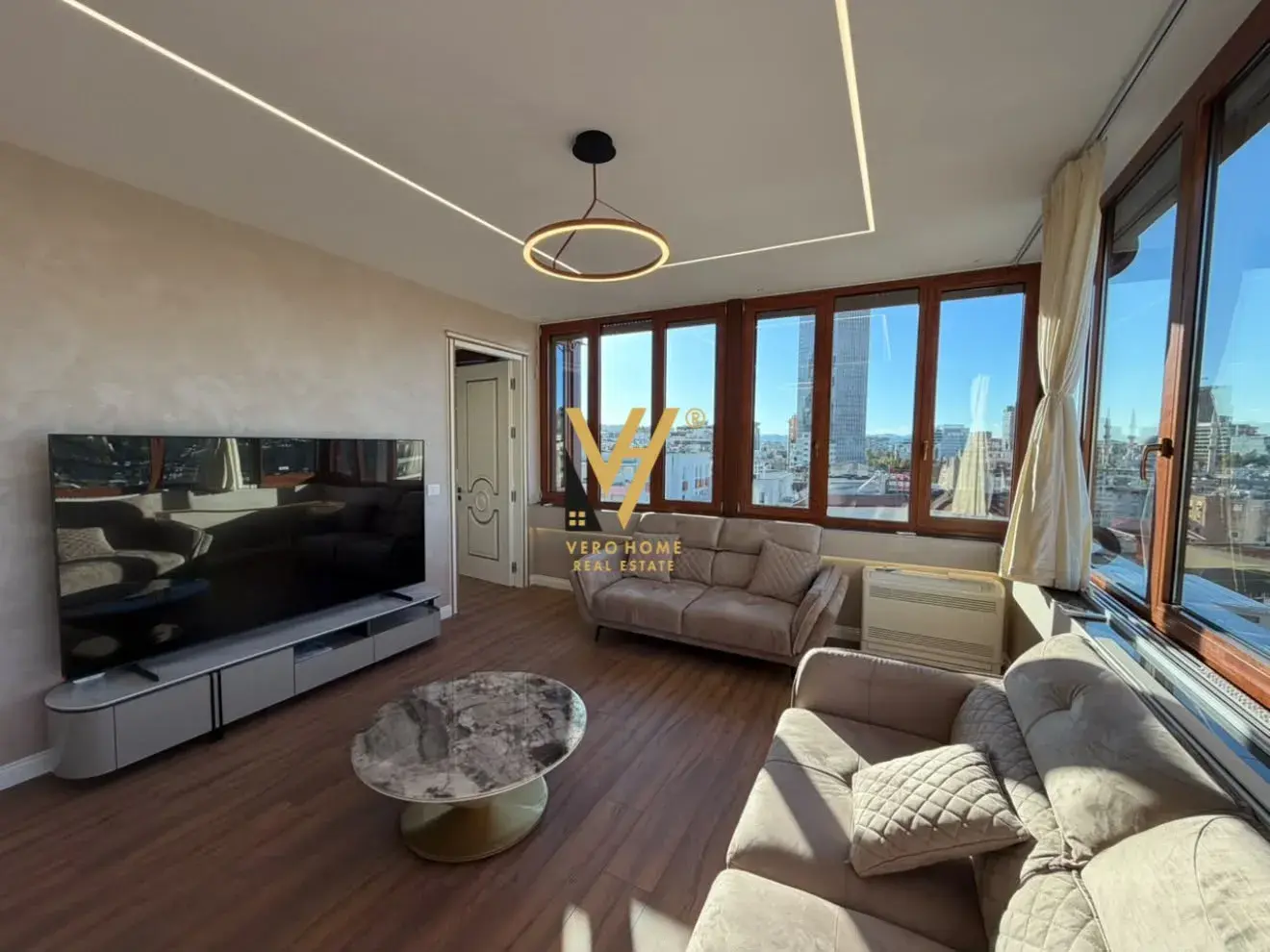 Kuzhina, apartament 2+1 me qira në Rruga e Elbasanit, Tiranë