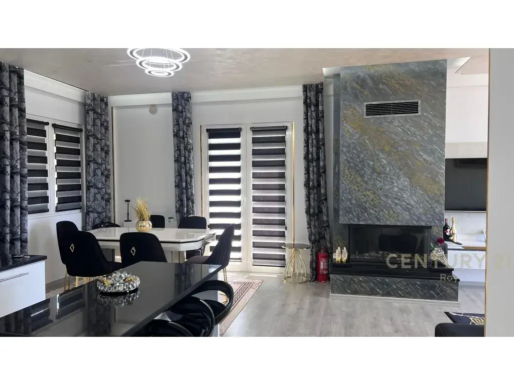 Salon, villa 4+1 à vendre à Golem