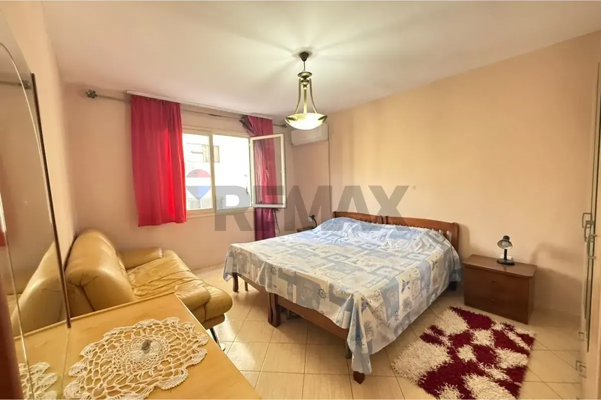 Dhoma e gjumit, apartament 1+1 me qira në 21 Dhjetori, Tiranë