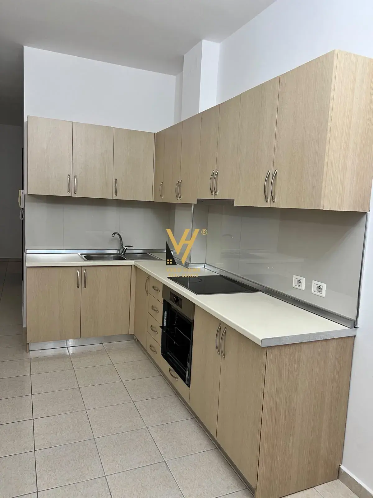 Cuisine, appartement 2+2+2 à vendre à Fresku, Tirana