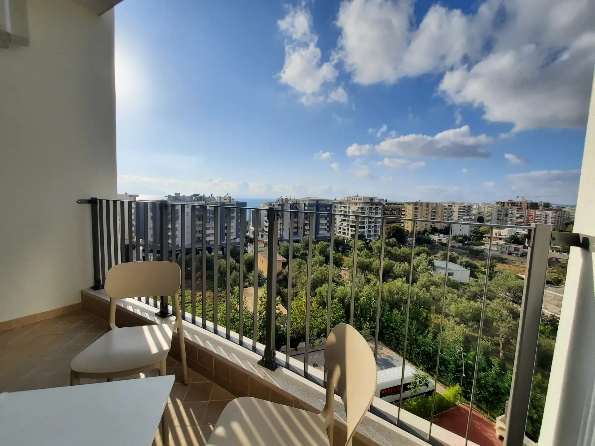 Ballkoni, apartament 1+1 me qira në Uji i Ftohtë, Vlorë